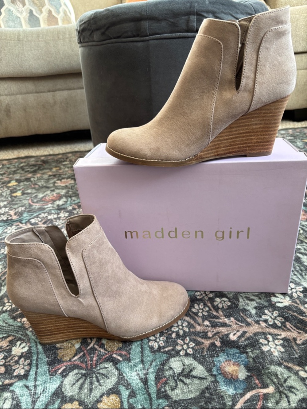 NEW ✨Madden Girl Taupe Suede Wedge Booties